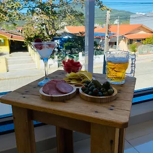 Sobrado1 Viva Uma Experiência Diversa! Porto Belo